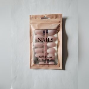 Pink Press-On Nails Set